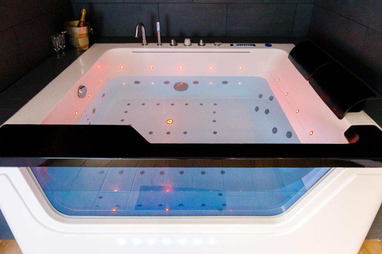 Love Suite And Spa - 칸느 외부 사진